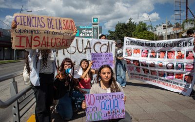 “Estudiantes del CUCS se manifiestan por la crisis del agua”