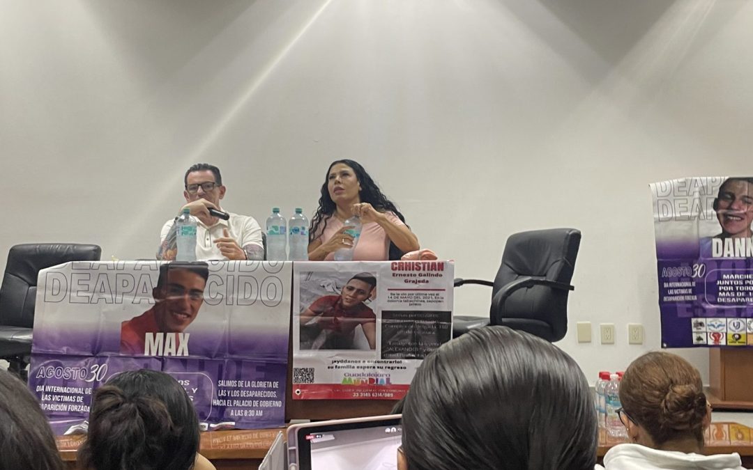 “No solo es por ellos que no están.” 